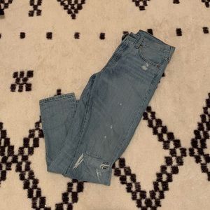 Levi’s Jeans.